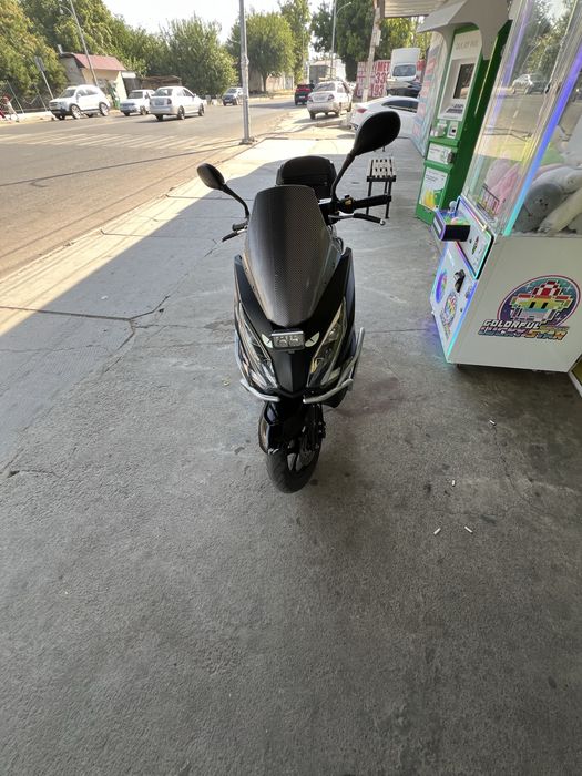 Tiger scooter srochna sotiladi