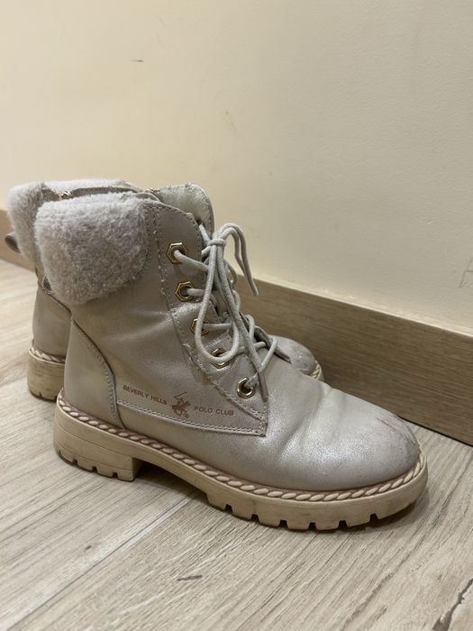 34 златисти боти