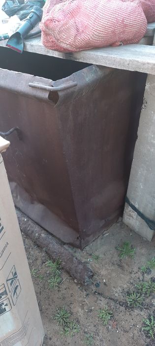 Продам мусорный бак