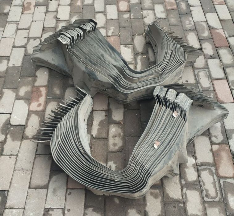 Мерседес.124Е стоики ремней.