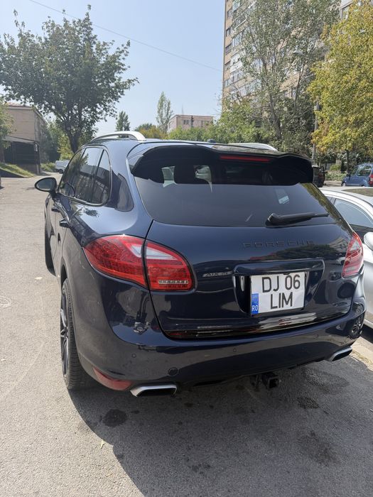 PORSCHE Cayenne 2012 — imagine 3