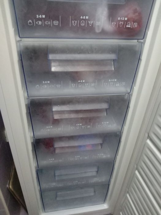 Морозилка Haier HF-248