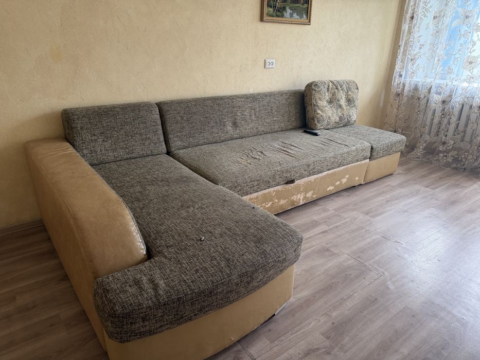 Продам диван на символическую сумму