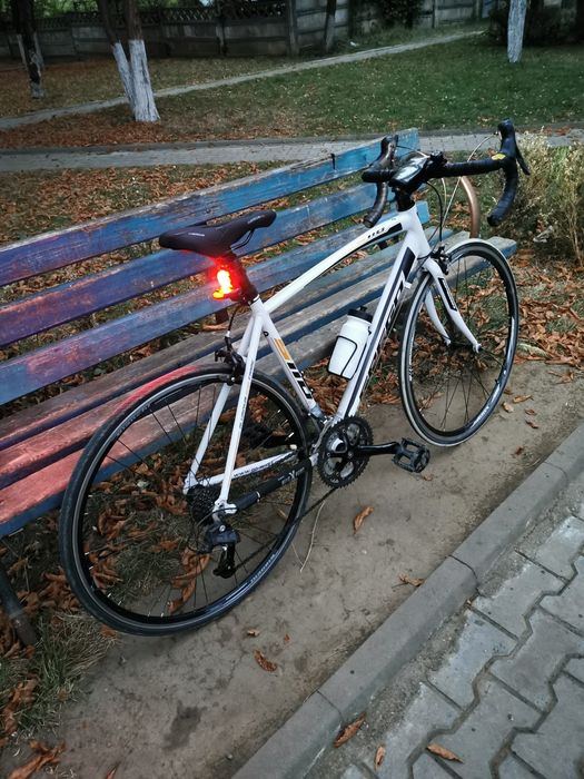 Bicicleta cursiera  full Shimano