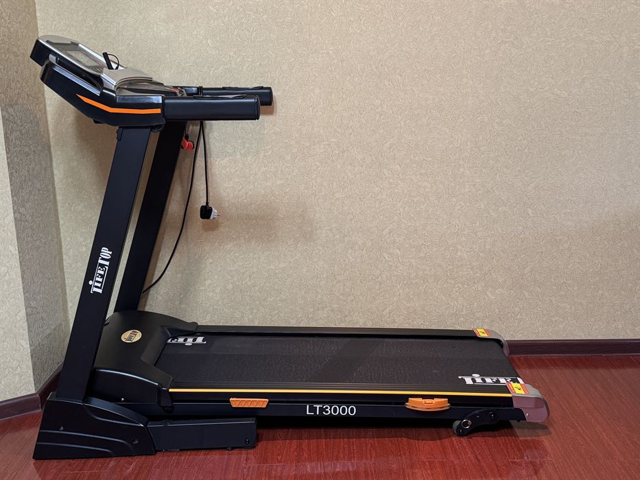 Беговая дорожка LifeTop LT3000 + скамья в подарок