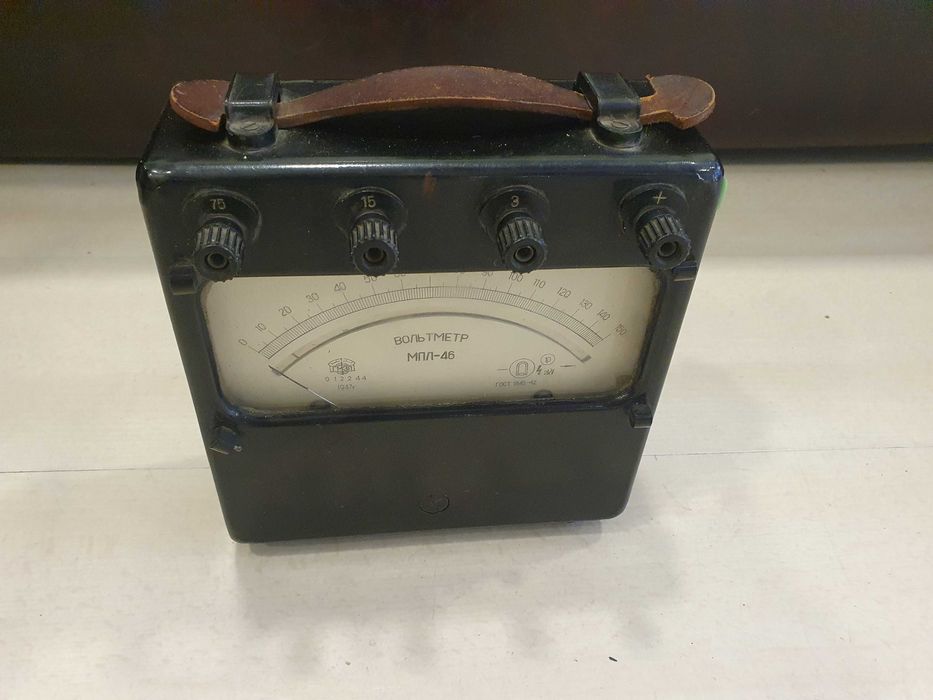 Волтметър МПЛ-46 / руски волтметър