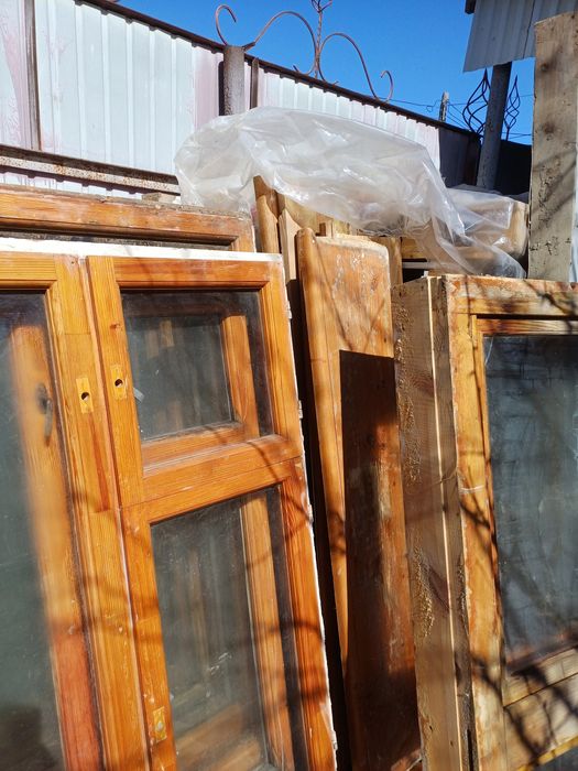 Продамдверь б/у.