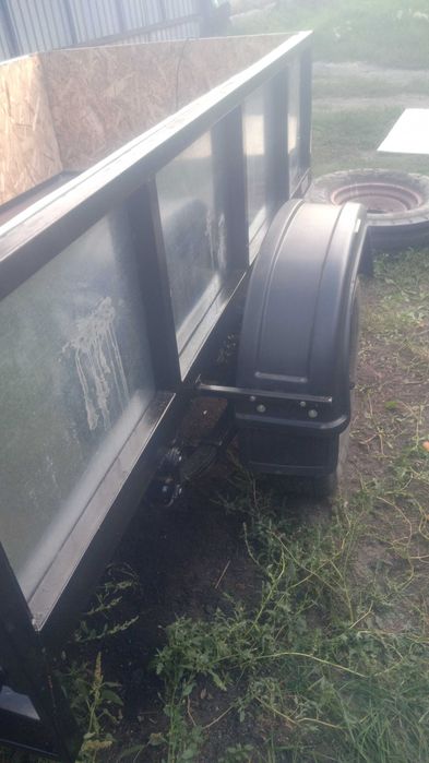 Продам легковой  прицеп коневоз!!