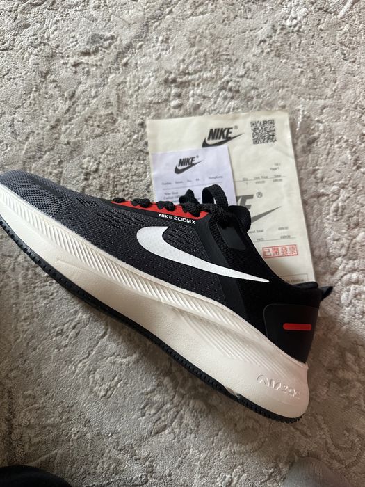 Кроссовки Nike Zoom X