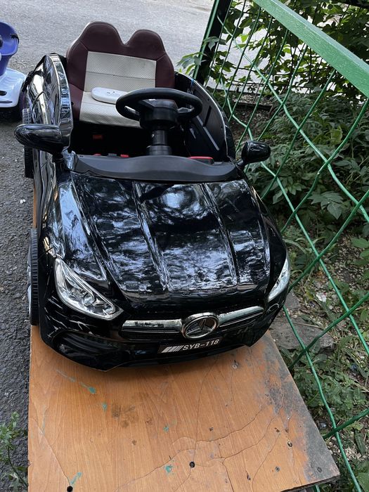 Машина мерс 10 000 тенге