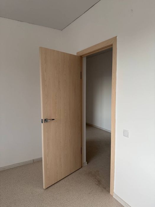 Продам межкомнатные двери