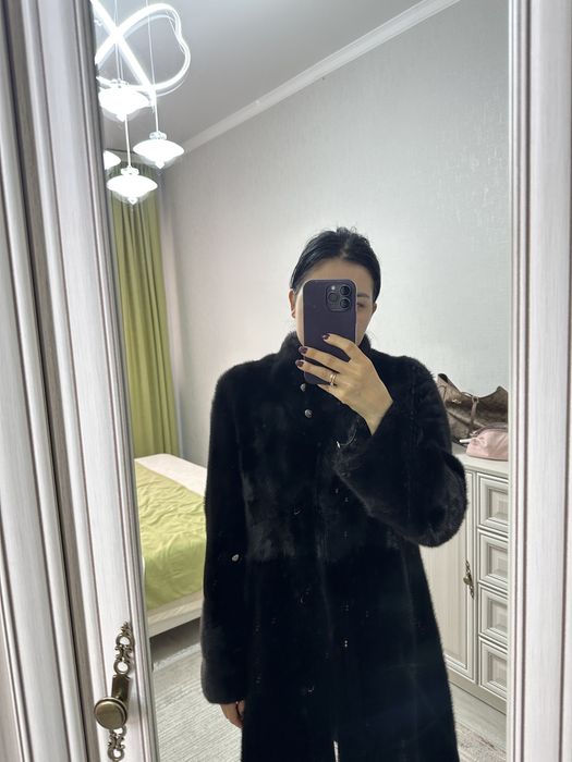 Продам шубу , черный бриллиант
