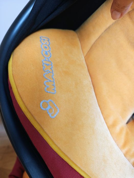 Столче за кола Maxi Cosi CabrioFix