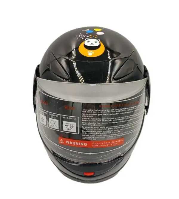 Детска каска шлем за мотор / скутер / мотопед