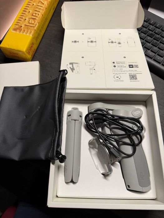 Sistem de stabilizare DJI Osmo Mobile4 SE DJI OM4 SE