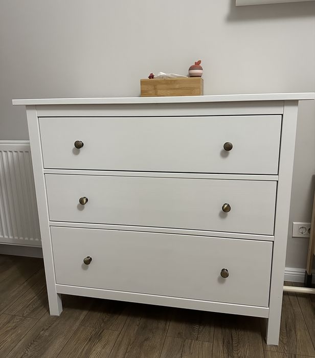 Comoda 3 sertare IKEA HEMNES