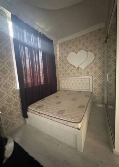 Продаётся квартира Ц5 1в2/4/4 балкон 2х6, Университет Журналистики