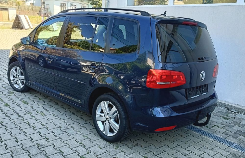 Vw Touran Match 2012 7 Locuri 1.6 Tdi 6+1 trepte.Euro 5  Semipiele.Senzori Climatronic Incalzire  Scaune / Germania - Unic Proprietar