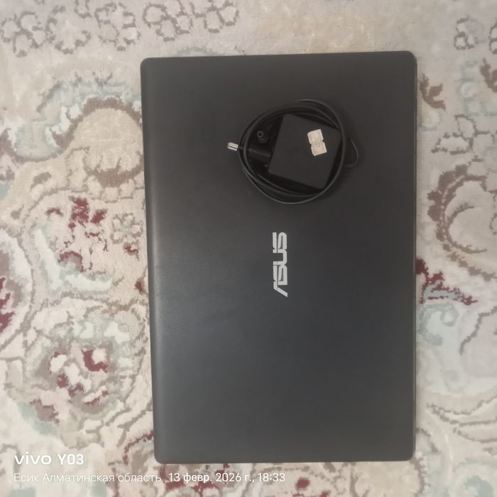 Прадам ноутбук 25000 тг он работит но игри не тянит для работи