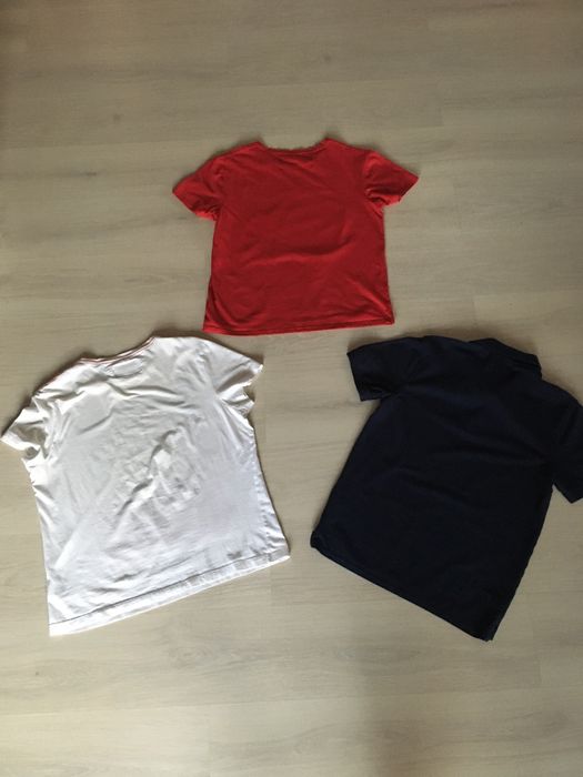 Vand set tricouri( M/L) de barbari.