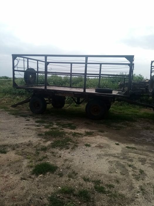 Продам сеновозную телегу 2-ПТС 4
