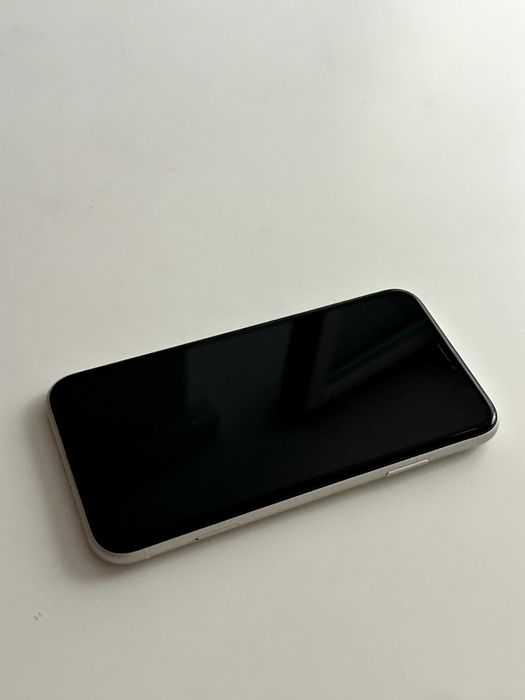Telefon Apple Iphone 11 , 128 Gb, Alb , impecabil