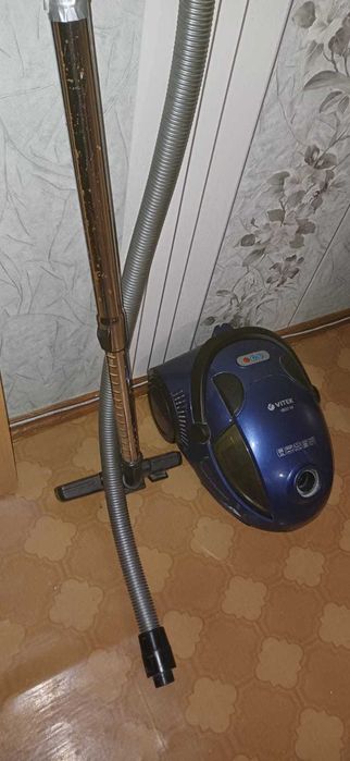 Продам пылесос VITEK