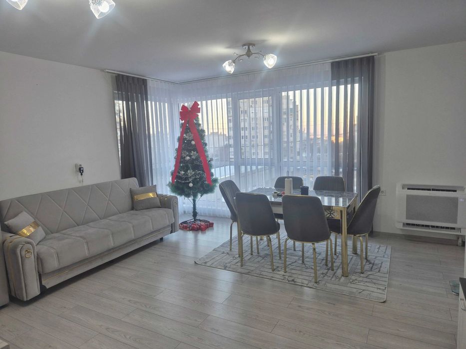 Продава се Тристаен апартамент в Шумен, Боян Българанов 2 - 80 кв.м за 1141 €/кв.м - Снимка #2