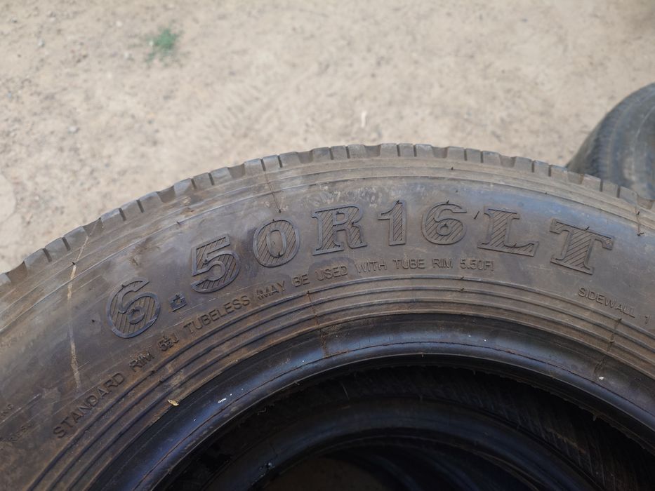 Покрышка на Ивеко Дейли