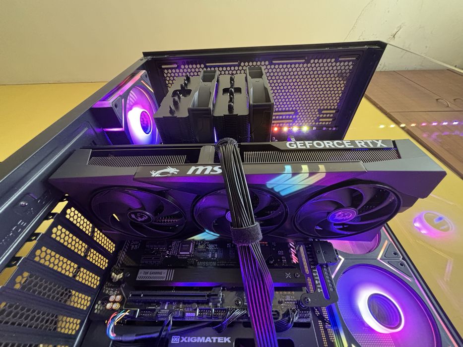 геймърски компютър G:RIGS NOVA Ultra Intel Core i5-14600KF RTX 5070