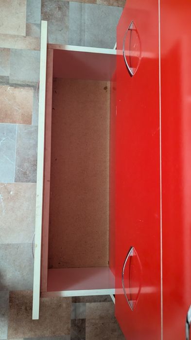 Тумбочка хорошом состояние