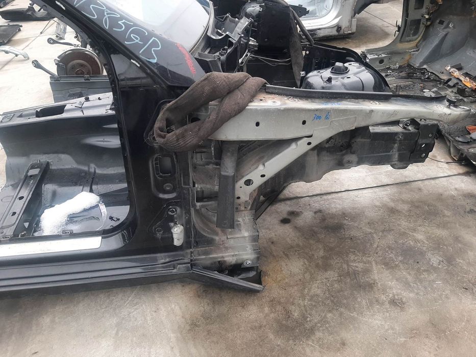 lonjeron dreapta mercedes c-class w204