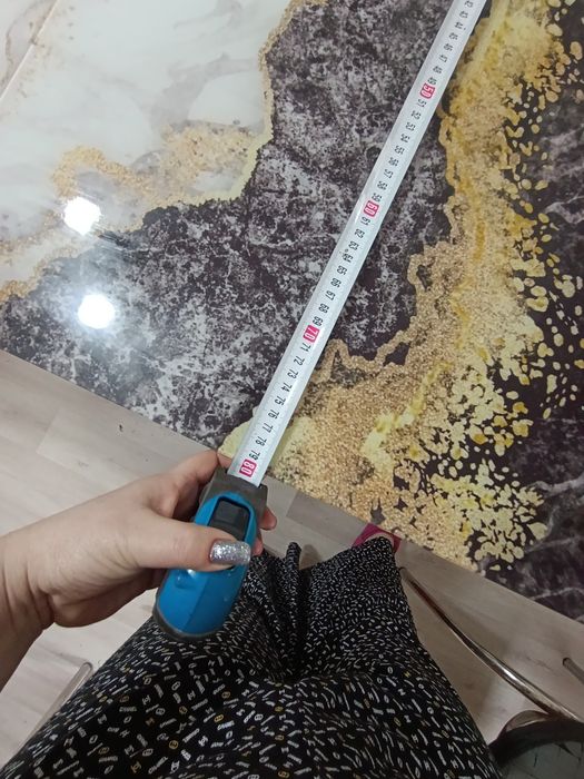 Продам стол кухонный