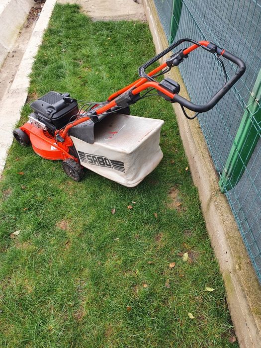 Mașină de tuns iarba gazon SABO