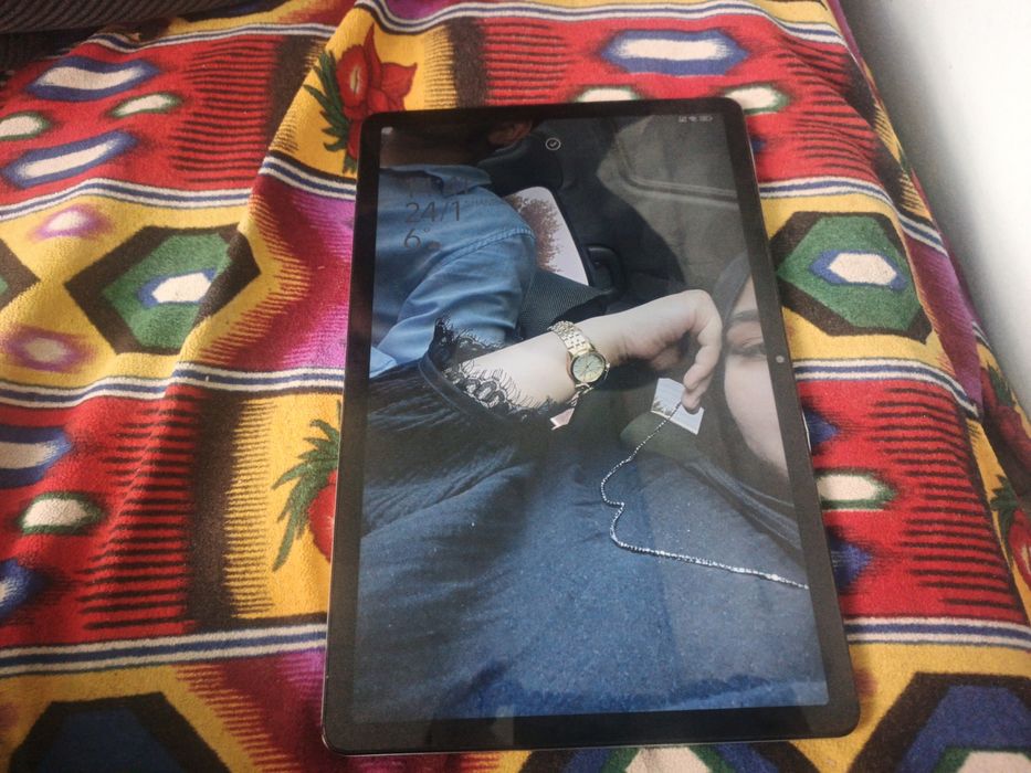 Redmi pad s 256 hotira 11 versiya idiall