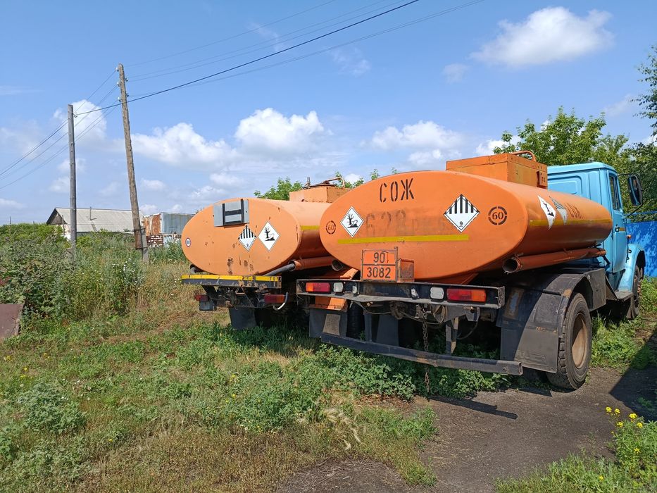 Спец техника .. бензовоз