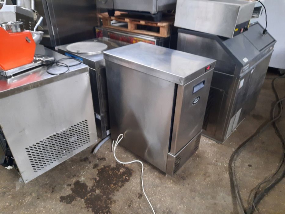 Хладилна маса - фризер за гастронорма 1/1 Foster