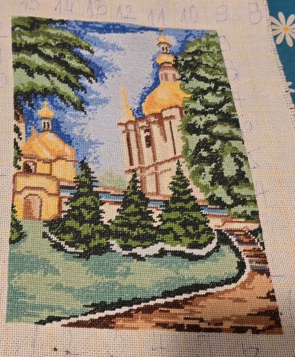 Гоблени различни