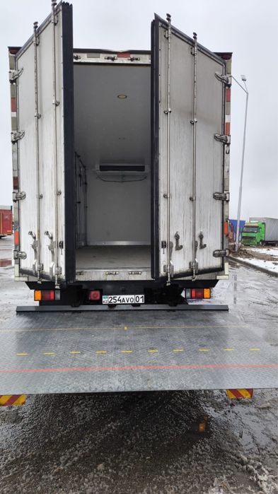 Продам рефрежератор Isuzu 2024 год