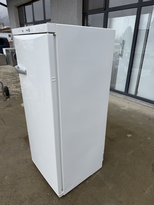 Фризер Миеле No Frost 145 см