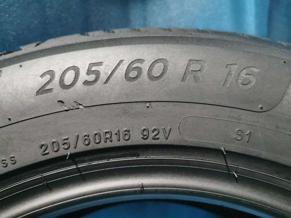 205/60 R16 michelin 4 bucati