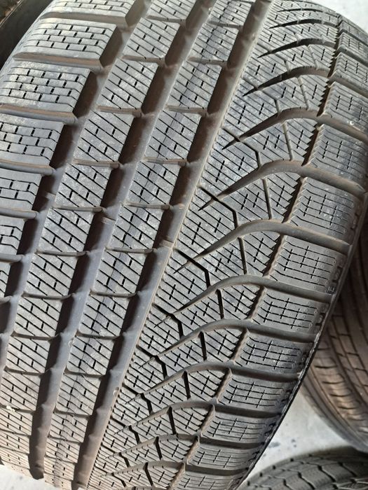 4 anvelope M+S 285 30 r22 Pirelli