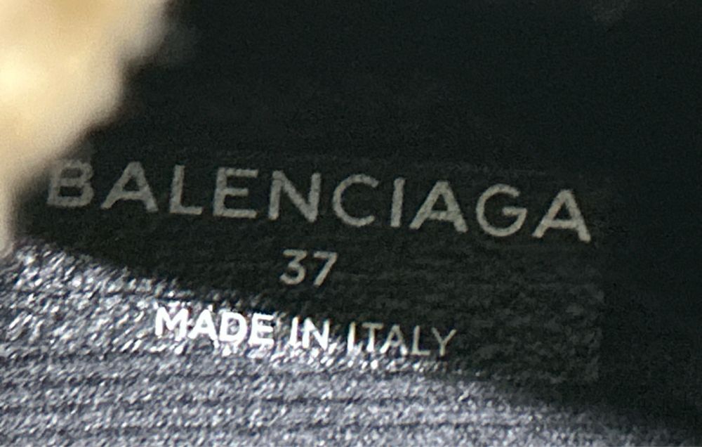 Balenciaga Track 37