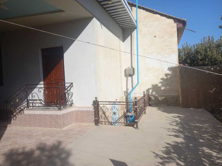 Ховли сотилади - 6 сотих (Навоий ш. Гулистон 3)