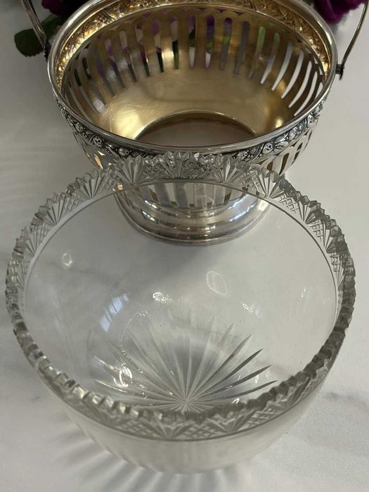 Bombonieră de colecție din Argint Masiv 800 și Cristal