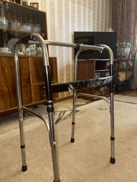 Ходунки для взрослых