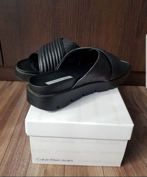 Saboti Calvin Klein măr, 38