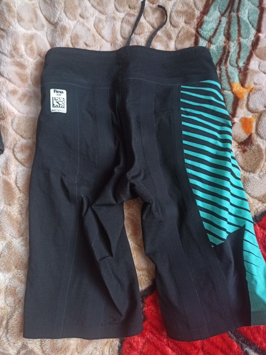 Продам гидрошорты для плавания