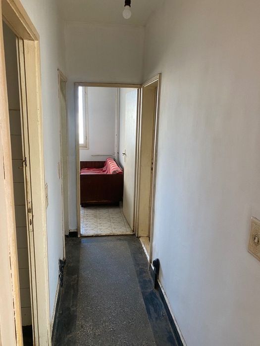 Продава се Тристаен апартамент в Шумен, 5-ти полк - 83 кв.м за 811 €/кв.м - Снимка #4