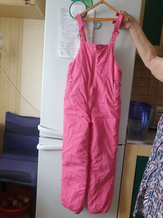 Комбинезон 140 см. для девочки.